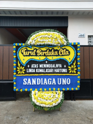 Papan Bunga Duka di Situ Gadung